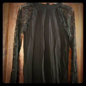 Forever 21 long lace sleeve top, tie neck